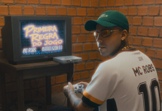 Primeira Regra do Jogo - Mc Robs